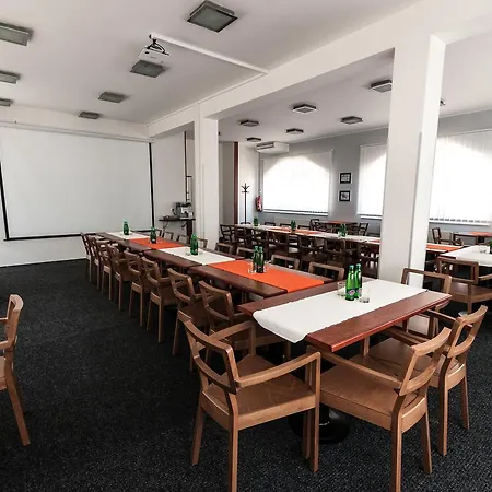 Slunecni Dvur Hotel