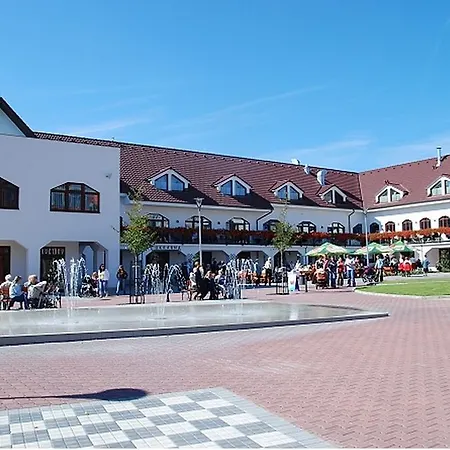 Slunecni Dvur Hotel 3*