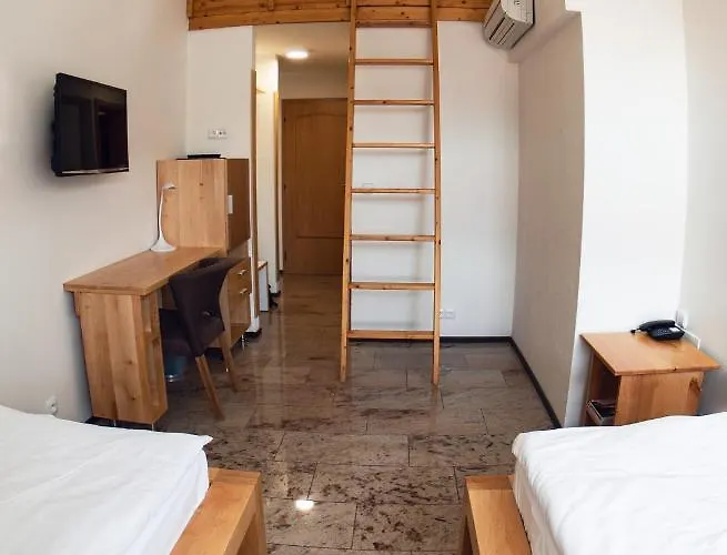 Slunecni Dvur Hotel