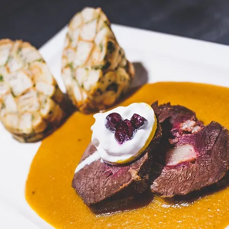 Slunecni Dvur Hotel 3*