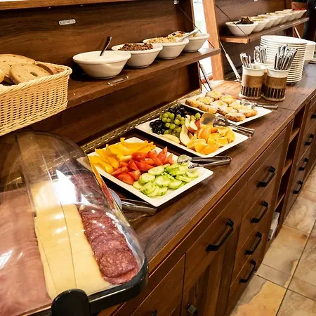 Slunecni Dvur Hotel 3*