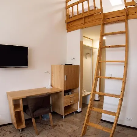 Slunecni Dvur Hotel 3*