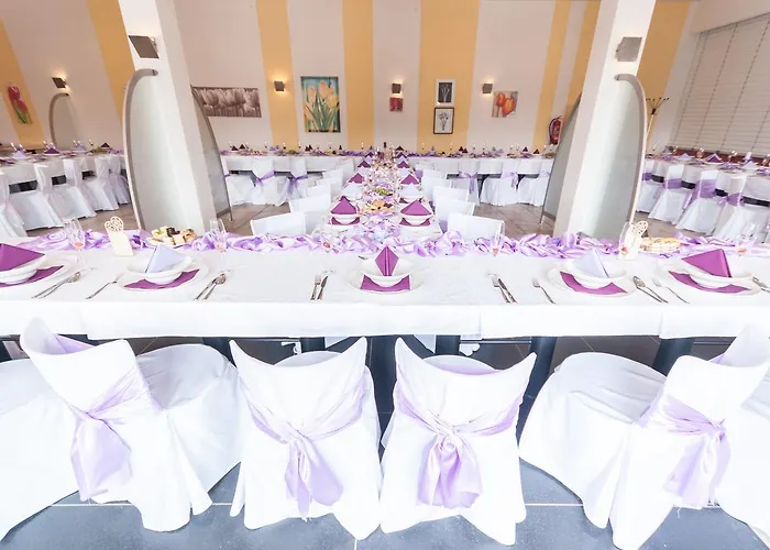 Slunecni Dvur Hotel